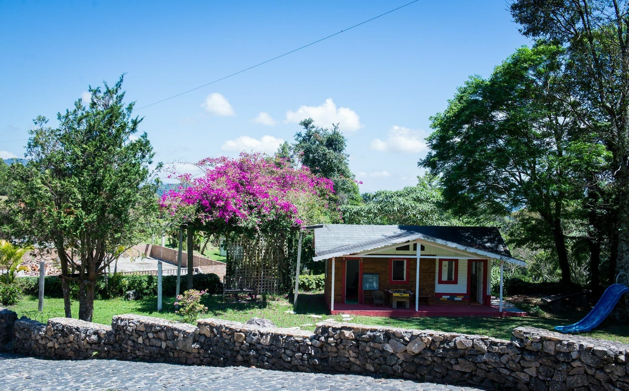 Hotel Fazenda Saint Claire Кампус-ду-Жордау Экстерьер фото